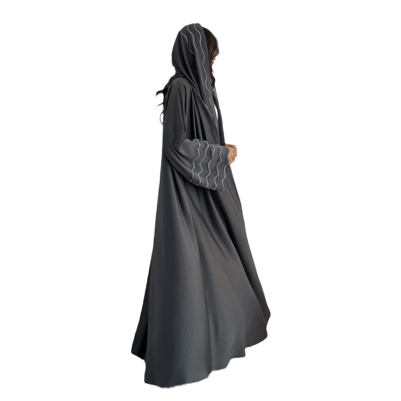 Kimono élégant brodé avec foulard assorti