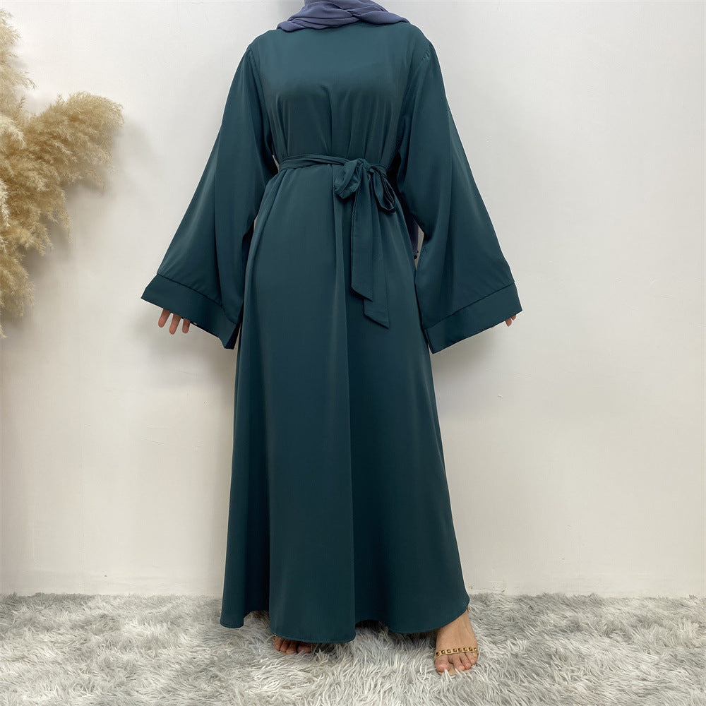 Robe longue évasée avec ceinture