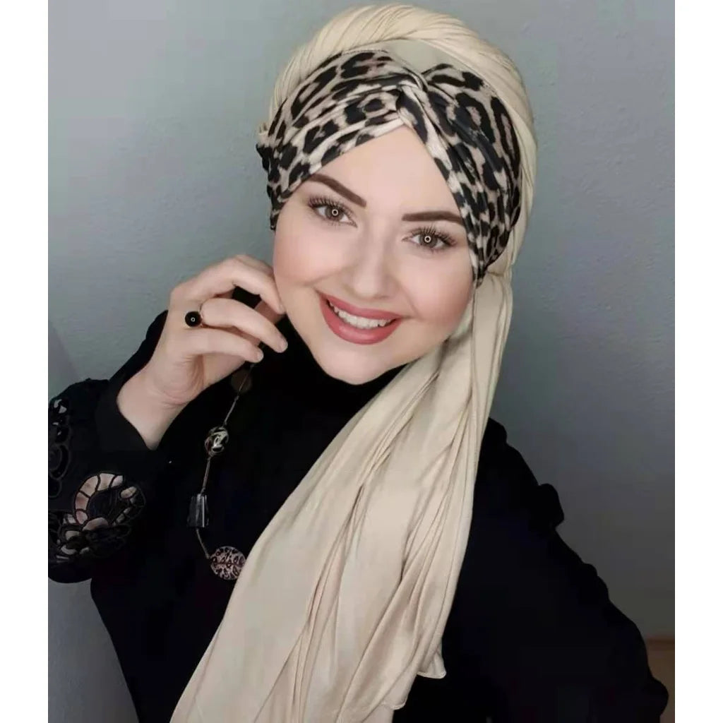 Hijab Jersey Luxe - Agrémenté d'un Foulard en Soie