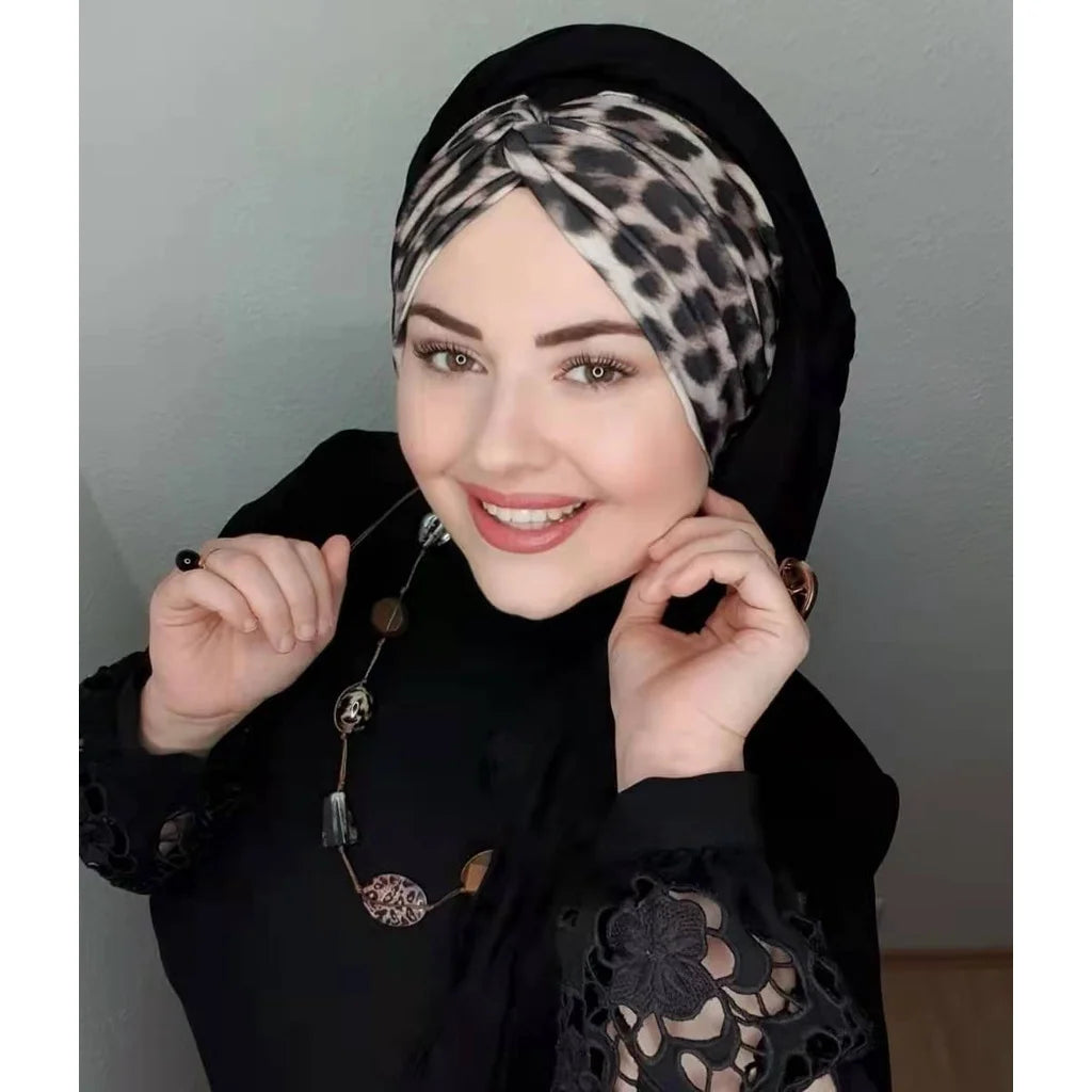 Hijab Jersey Luxe - Agrémenté d'un Foulard en Soie